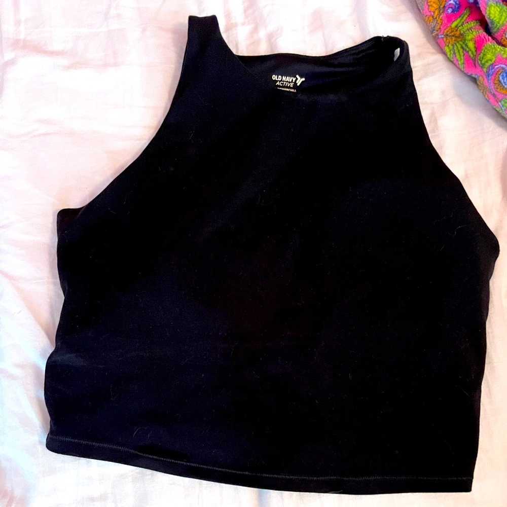 Black crop top active wear built in bra I’ve worn it once.Great for just wearing